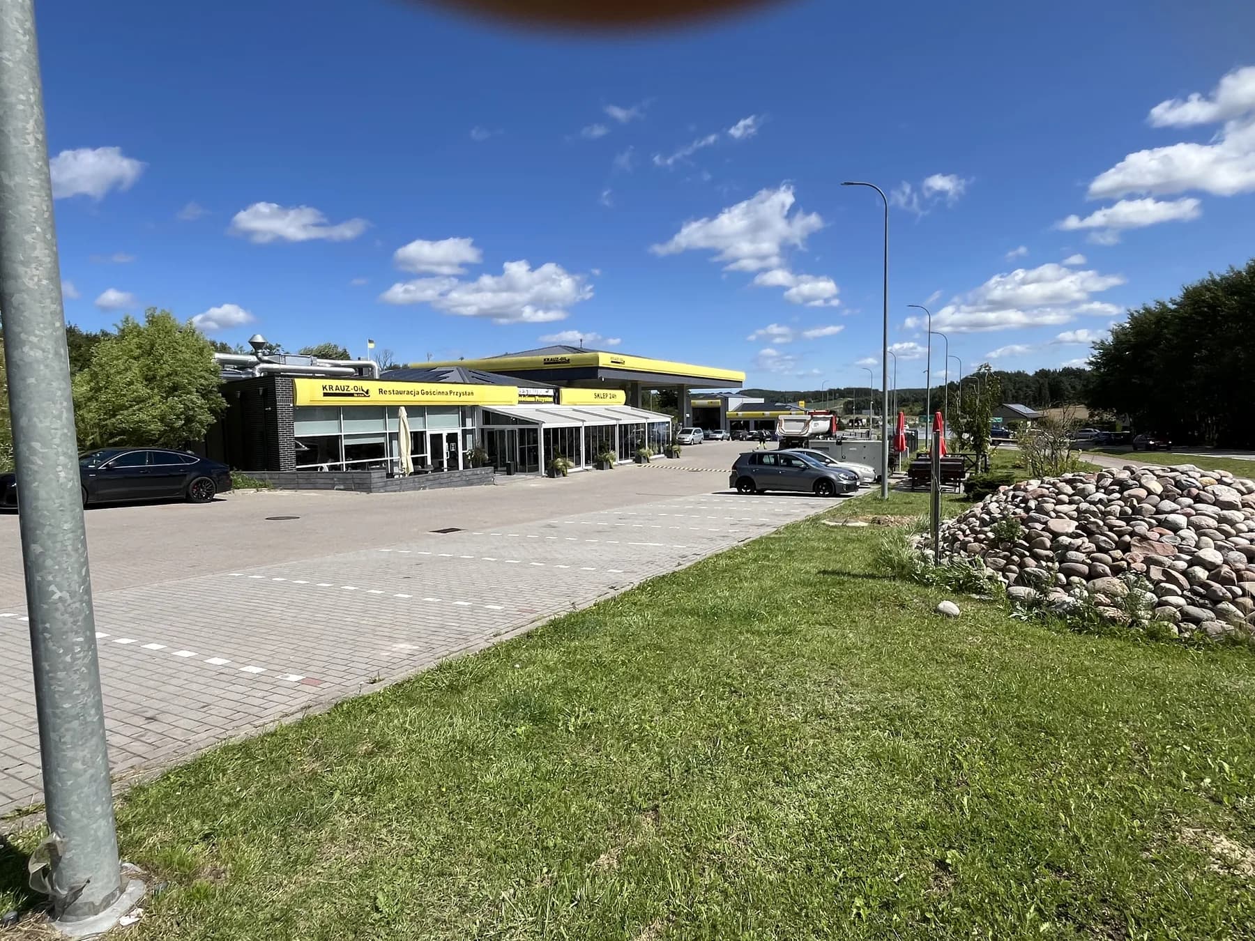 eCarService Szemud workshop and facilities
